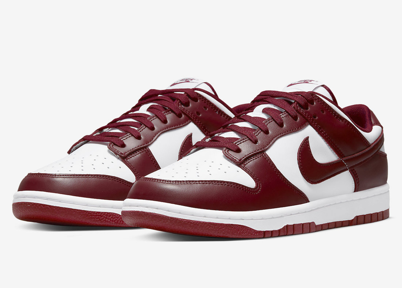 Nike Dunk Low Team Red